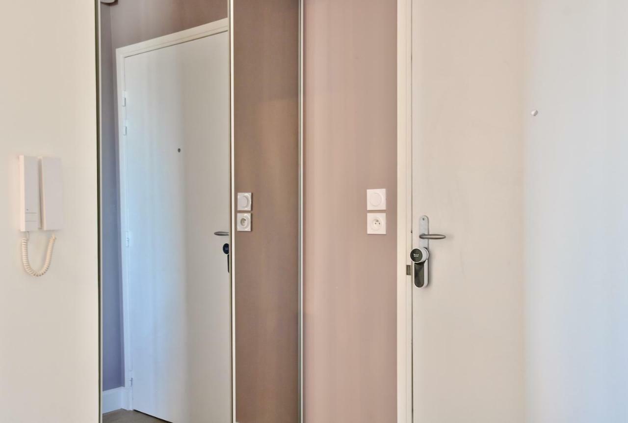 Bedland Apartment บายญี-โรแม็งวีเญร์ ภายนอก รูปภาพ